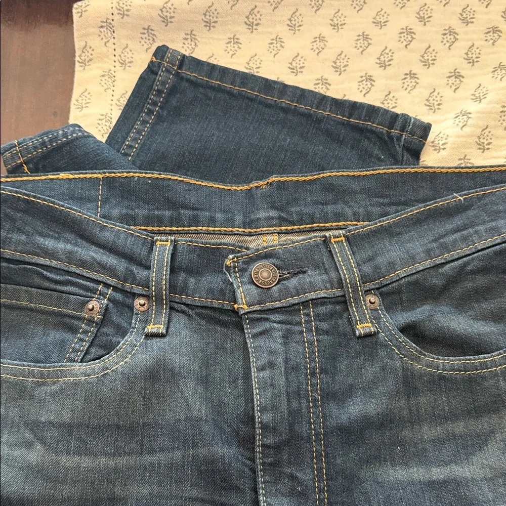 NWOT Levi's 514 Slim Straight Dark Blue Jeans